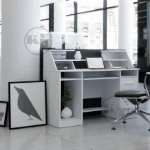 Comfort-5 computer desk